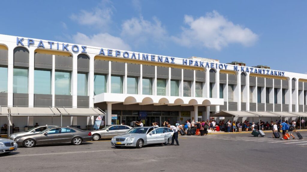 heraklion airport front view